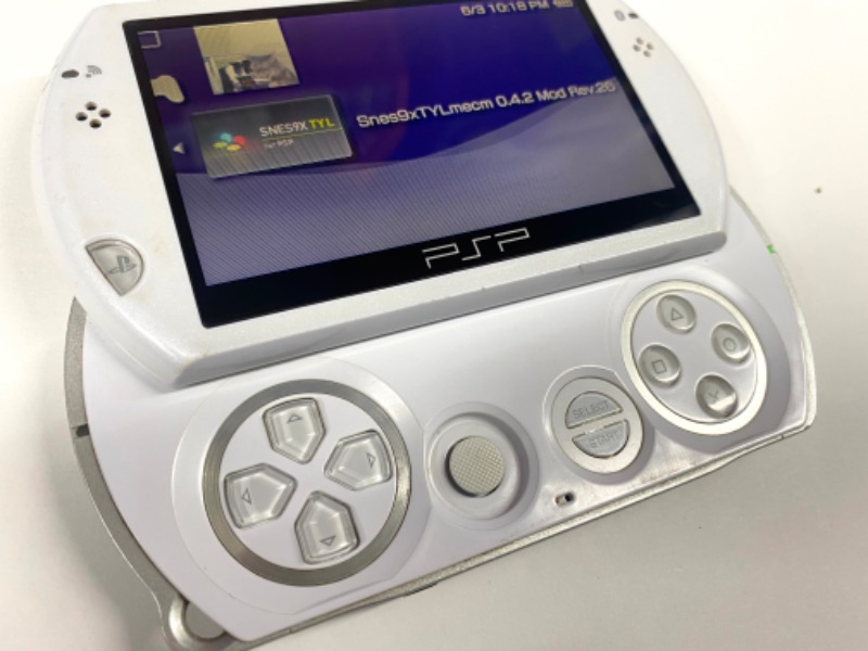 PSP Go White Upgraded Jailbroken Modded Bundle Complete* - PSP Go White Upgraded Jailbroken Modded Bundle Complete* for PSP Go
